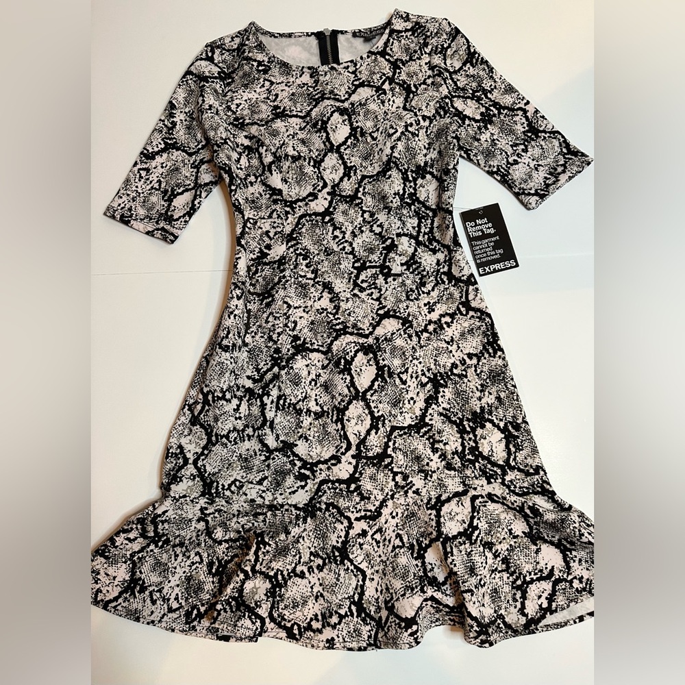 Express Long Sleeve Snake Print Dress - Black and White